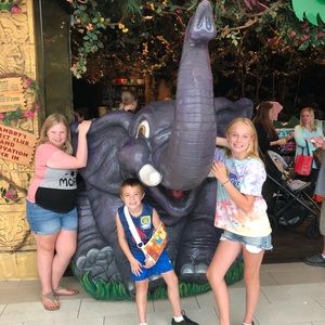 Meet your Posher, Hayden